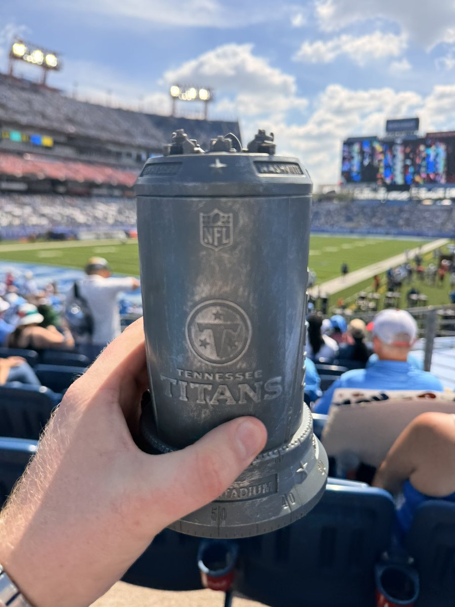 KoltonHix's tweet photo. Incredible buy at the concession stand https://t.co/iZNvkWHTce