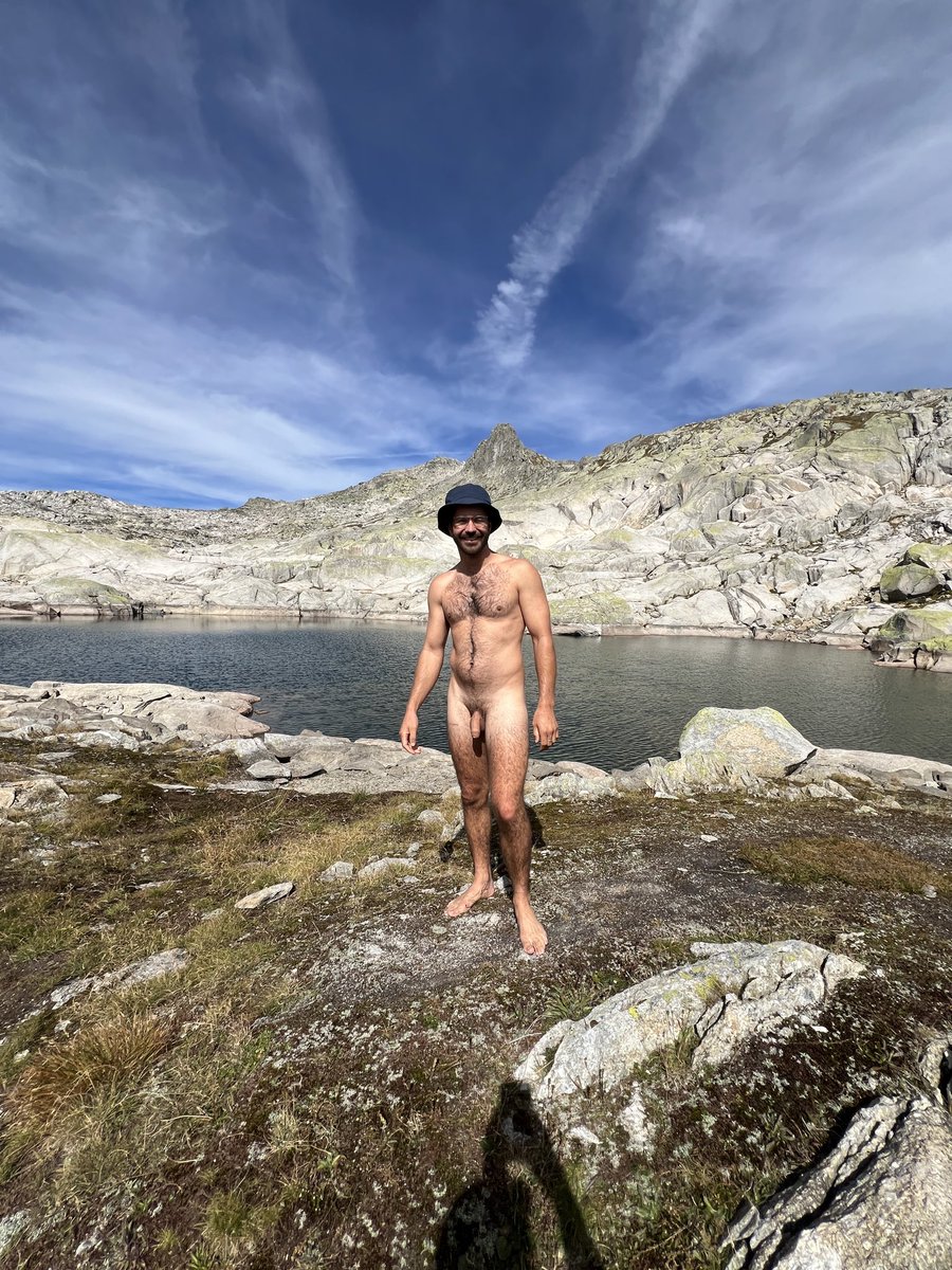elio_botticelli's tweet photo. Hope you had fun on the weekend too. New videos will follow soon ✌️ https://t.co/AsjQ0E6ORC