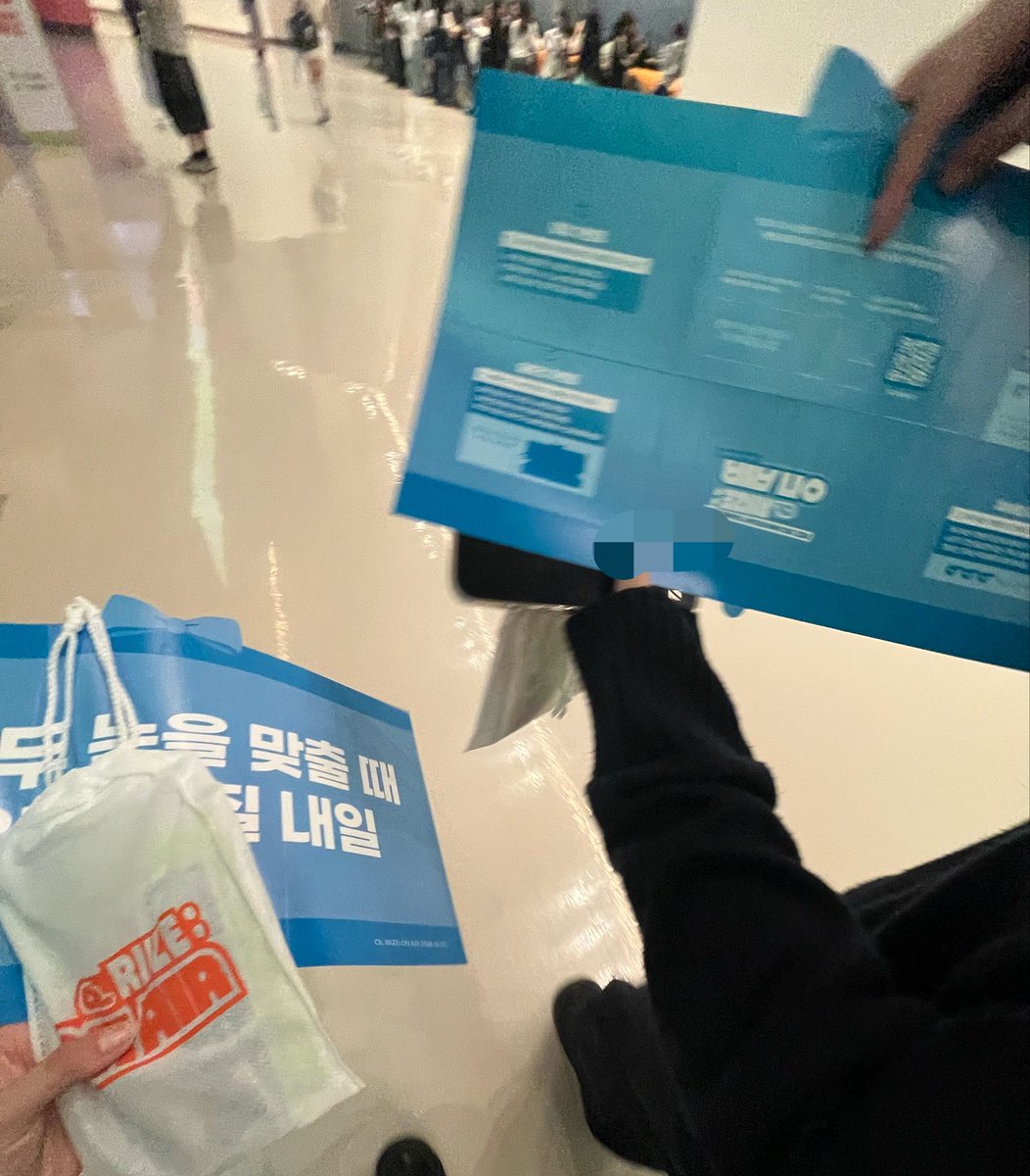 shong1_'s tweet photo. 뒤늦은후기제출😅
참재밋엇읍니다 !!
한동안 살아갈힘을 얻엇어요•̀ㅅ•́
평생라브뜨다짐 https://t.co/oKbsnCE8DO