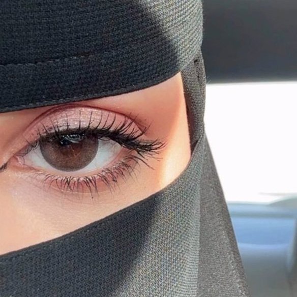 nor85861's tweet photo. لنفسي
مترفعة ما كل من جاااء طالهااا 🥰🥰 https://t.co/CSM0OecuR0