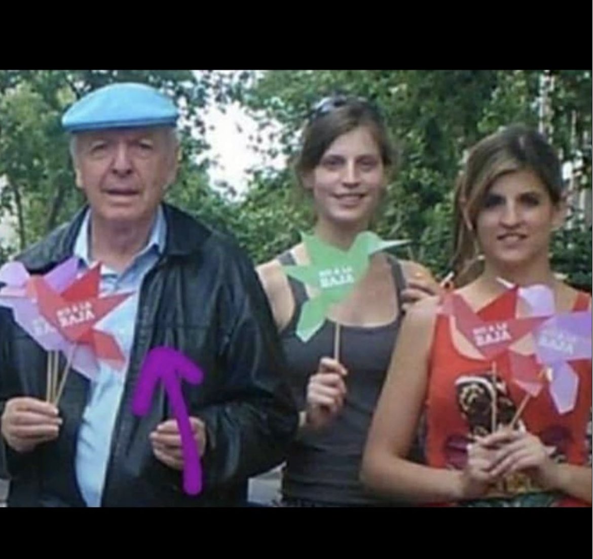 anagHK771864's tweet photo. #YoNoMeOlvido #colibríes FA https://t.co/Gi7ZpYe0uz