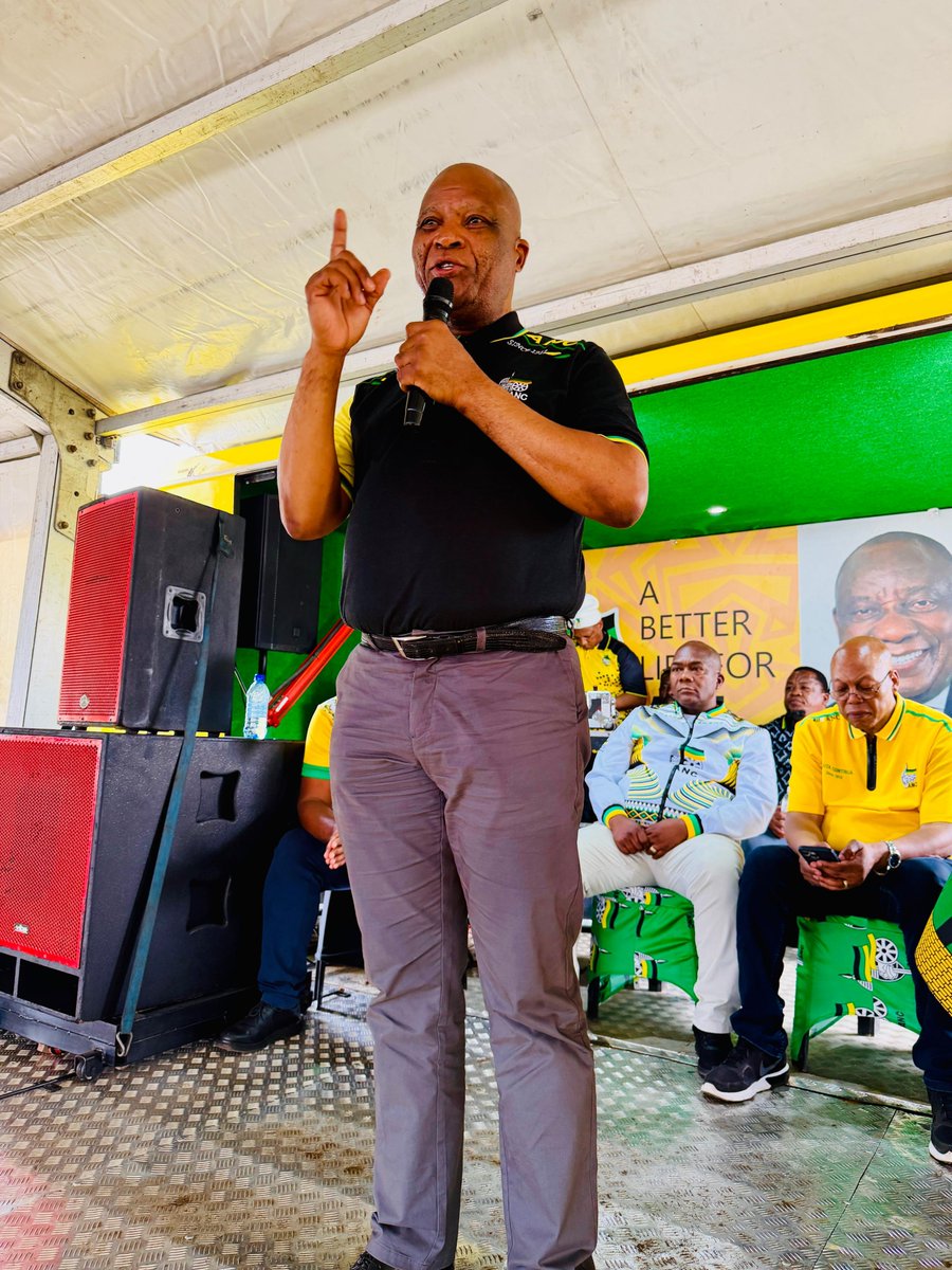ANCYLhq's tweet photo. On the Campaign Trail: The ANCYL 1st Deputy Secretary General, Cde Zama Khanyase, joined the delegation led by ANC NEC Member, Cde Dickson Masemola, where she addressed the ANC Tolomane Mnyayiza Regional Volunteers Assembly at Bhambayi Sport Grounds in Ward 27, Gamalakhe, Ray Nkonyeni Sub-Region, as part of ongoing mobilisation efforts.

#ANCYLAtWork
#VoteANC