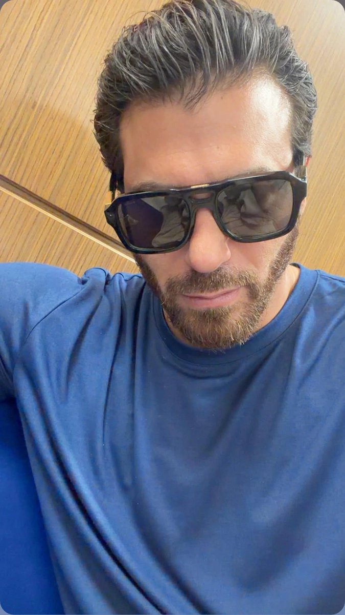 AdinolfiANTONI2's tweet photo. Wonderful, eccolo meraviglioso come sempre 💯🫶🫶
Repost in IG storie Can💯💯💯
#CanYaman https://t.co/9oPK46yzhX