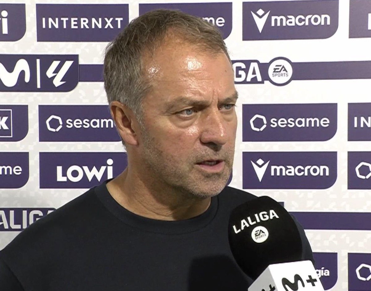 TouchlineX's tweet photo. 🚨🗣️ Hansi Flick: "This is what happens when you don't give 100%!"

"They've won their last 8 home games. We can't relax; we have to be sharp." https://t.co/s8Tn0tfyXY