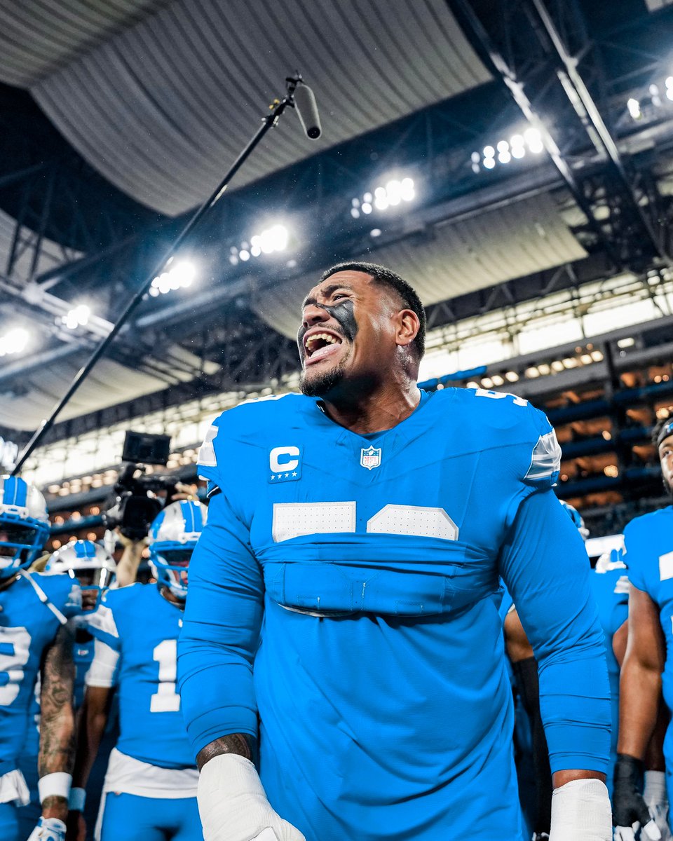 malek_lu77's tweet photo. Let's go lioooooonnnnnssss 💙🤍💙🤍💙🤍
#OnePride https://t.co/1ipn7lyGkS