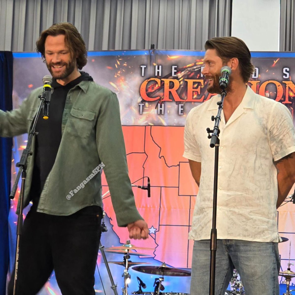 astrewinchester's tweet photo. I know my Sunday is going to be a good one when I get my dose of J2 content #spnorl https://t.co/5qYX5YircI