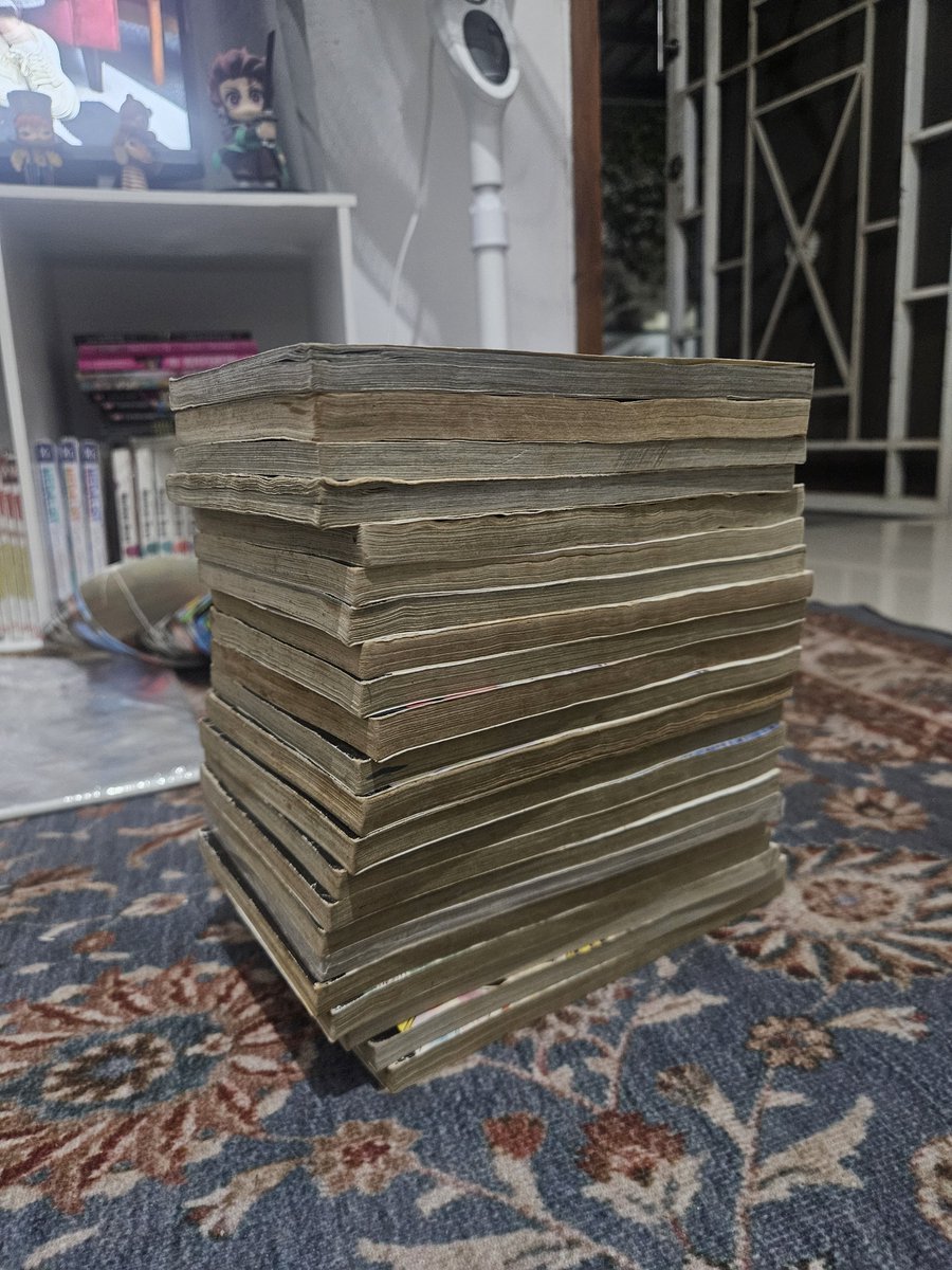 bolamantul's tweet photo. #WTS komik Shanaou yoshitsune fullset 1-22 120rb (mix exrent dan kolpri) anggep layak baca tidak ada halaman yang hilang. Minat? PM!! https://t.co/Skz4EZcgv5