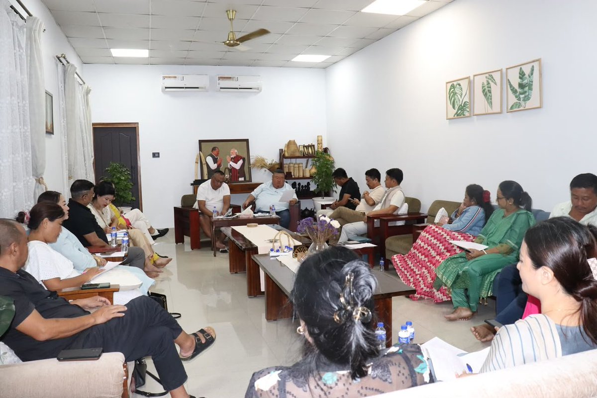 AlongImna's tweet photo. संकल्प सिर्फ़ शब्द नहीं, एक आरम्भ है…

Joined the @BJP4Nagaland State Seva Sankalp Abhiyan Meeting in the presence of State BJP President Shri @YepthomiBen Ji.

The discussions and preparations for the Abhiyan were truly meaningful, reminding us that every seva begins with a sankalp and every sankalp calls for action.

@NitinNabin @blsanthosh
