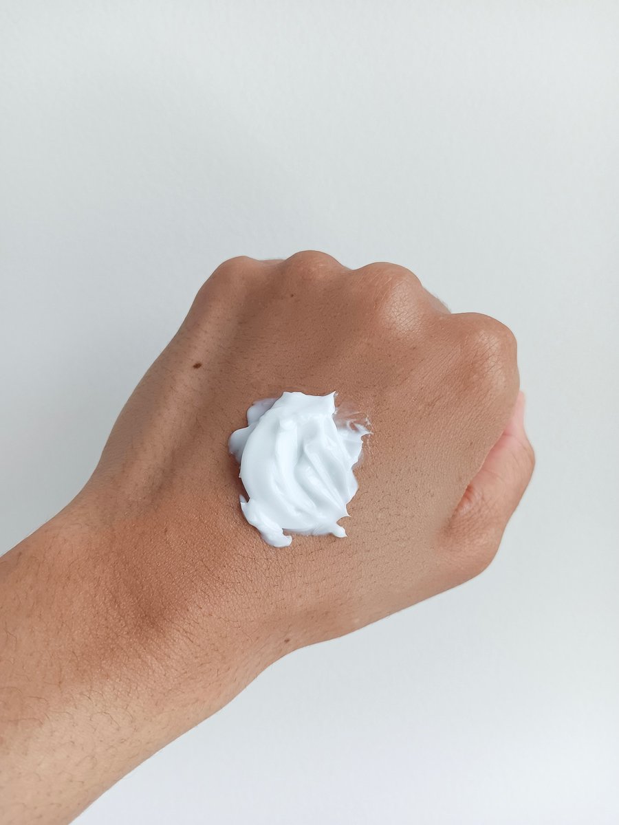 EDGLEISON3's tweet photo. Native’s Sensitive Series Fragrance-Free Body Cream is here. With shea butter, ceramides, provitamin B5, and niacinamide, it delivers up to 48 hours of moisture and supports the skin barrier for sensitive skin. https://t.co/4aG70Mp8jY