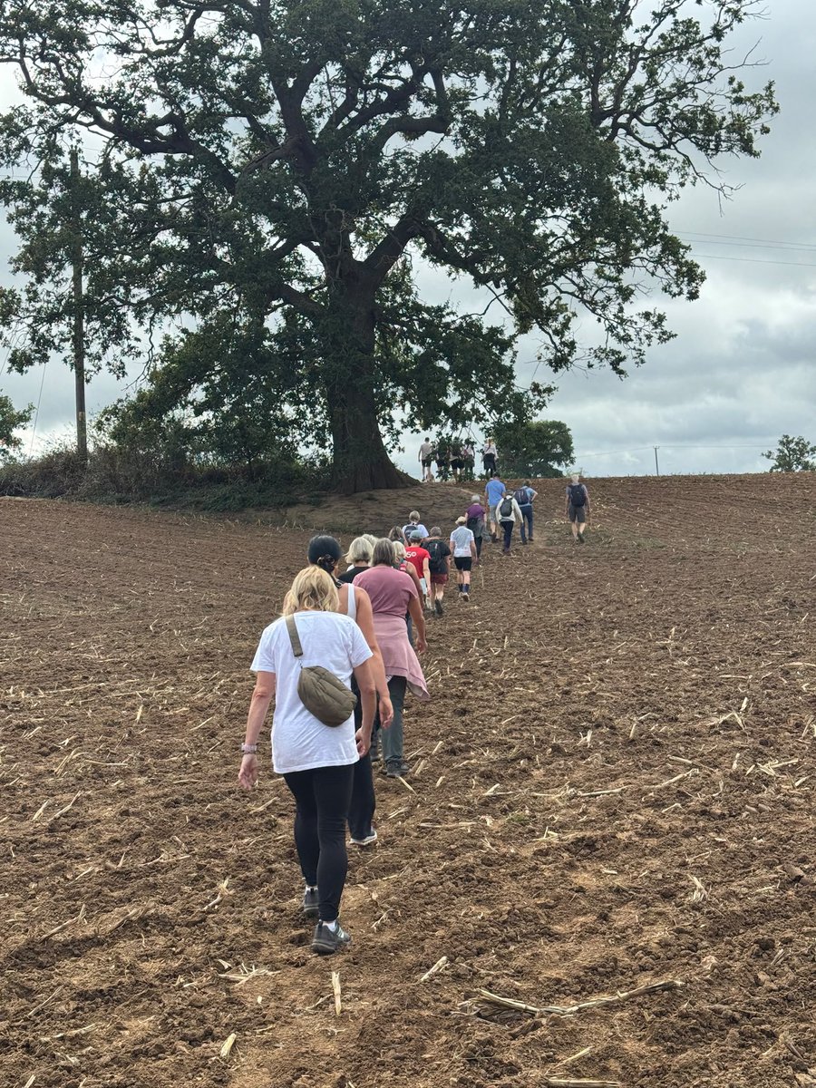 YMCAEastSurrey's tweet photo. Huge thanks to everyone who joined us for Kim's Walk today to remember our dear colleague, Kim Roderick.
We were proud to be joined by Kim's son, daughter and grandson, as well as many colleagues, friends and YMCA supporters. 
Thank you all, especially our marshals &amp; event team. https://t.co/MMREeKvudn