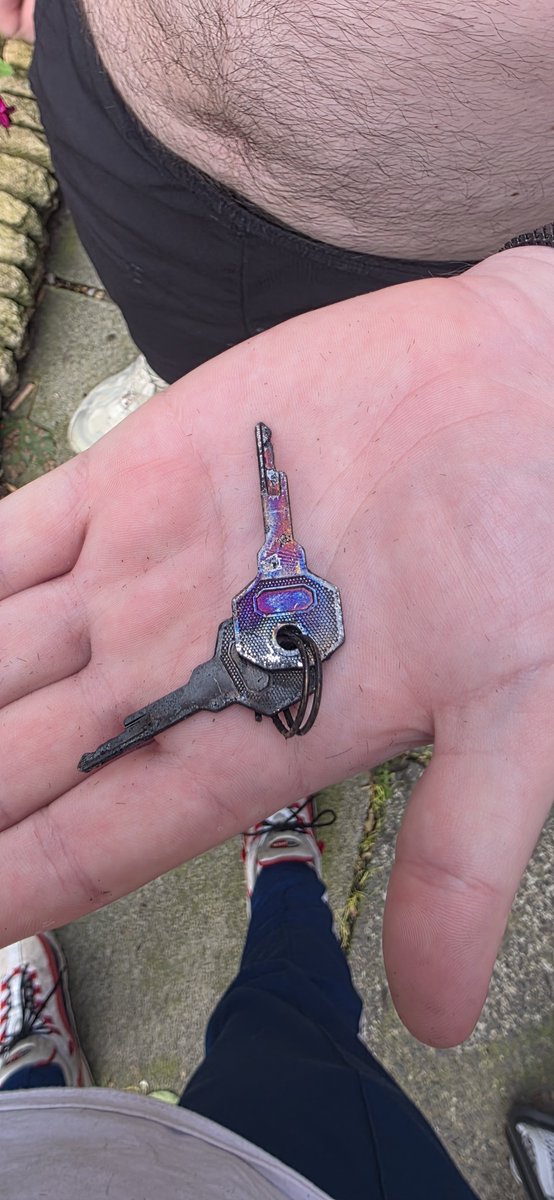 BoundPissPigRy's tweet photo. A Local Sub wanted to come this Pig  and get his Boxers destroyed and Chasitity keys Burnt.
And also got a Nice smooth head after tasting my ass. https://t.co/eb2vzsFyqt
