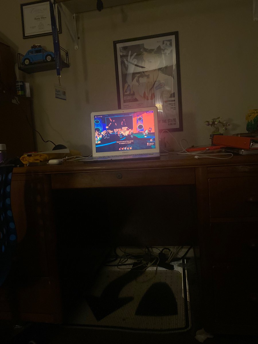 EgoShitposting's tweet photo. This is how I was watching the RIA btw https://t.co/oUGVmTrknK