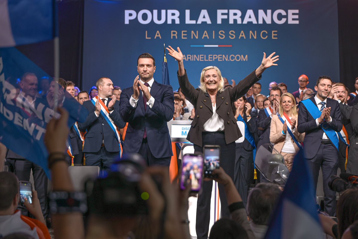 MLP_officiel's tweet photo. Jusqu’à la victoire ! 🇫🇷 https://t.co/H7xSGSvnb2