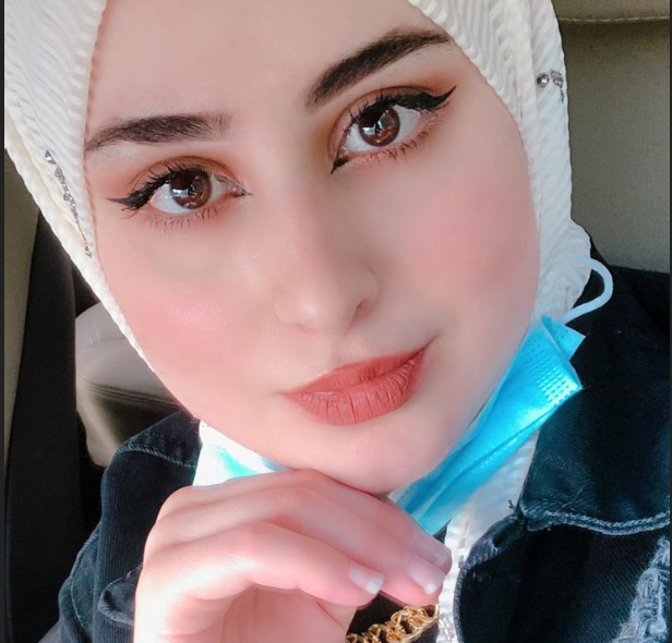 Eleniiitha2's tweet photo. هل فكرت بي الليلة... 🤔🌙 https://t.co/qPXcrTZWk1