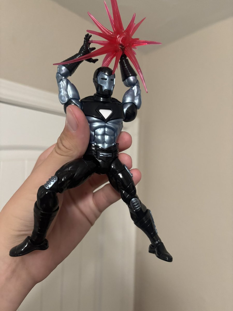 MVCWarMachine's tweet photo. Repulsor Blast! https://t.co/upGM4VNGTJ