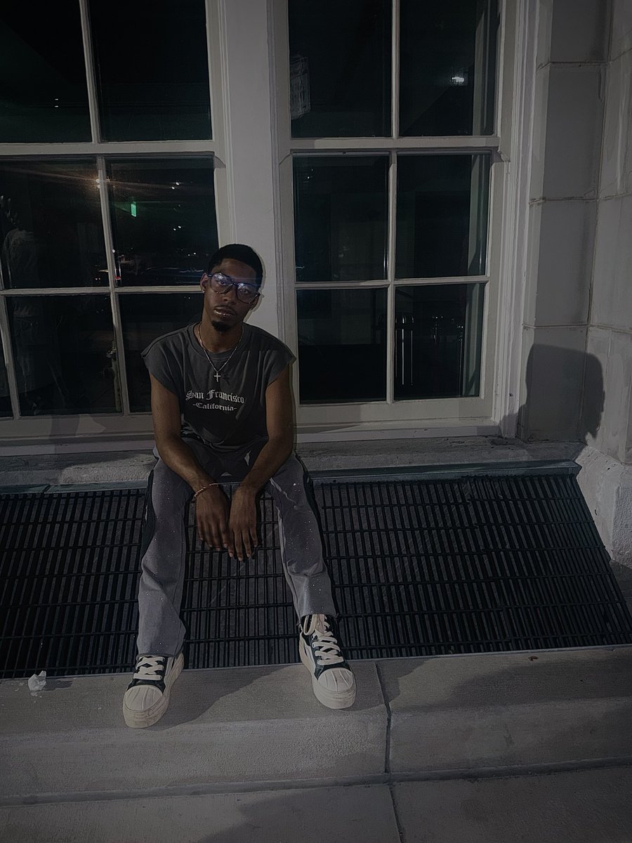 lifeofrankie's tweet photo. 🤍🩶🖤 https://t.co/vtPFTgYuKo