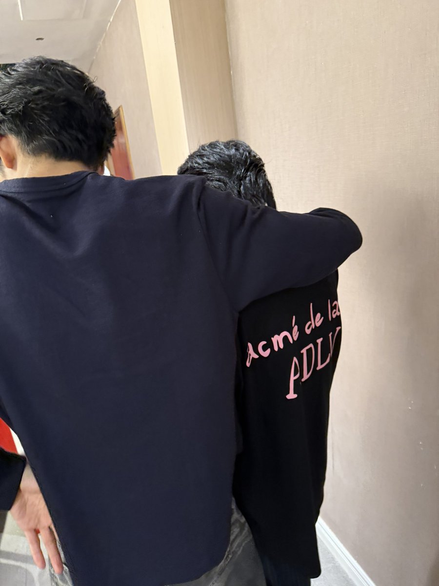 chira_patt's tweet photo. อะไรกับค้าบเนี่ยยยย
MR FANBOY BUSKING
#บัสกิ้งแฟนบอย https://t.co/DeXq5S2uMM