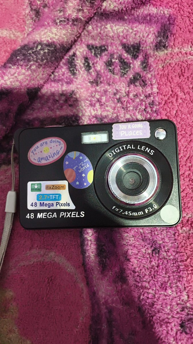 chiqyyw's tweet photo. @davifadlannn kak aku jual 300 aja fullset + bonus baju . hasil foto dm ya https://t.co/AB4QfifUxk
