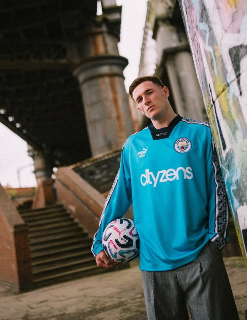SxrgioSZN's tweet photo. KINGS OF MANCHESTER https://t.co/iWUc59JQaY