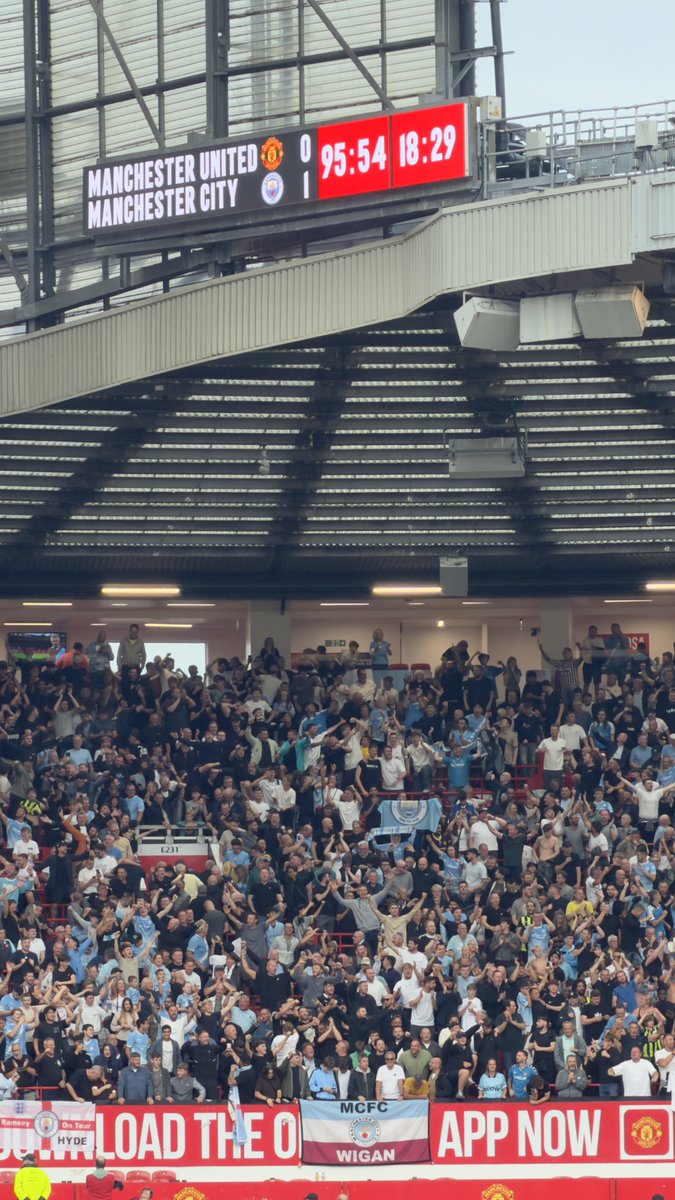 IBZBLUE's tweet photo. Manchester is Blue 🩵 https://t.co/A2rPcLOa7C