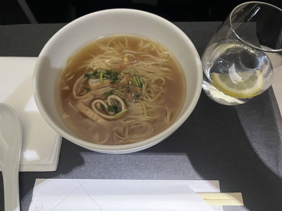 chocoJGC328's tweet photo. 成田→シカゴ✈️ビジネスクラス
大満足のフライトでした🈵❤️🥰

#JAL https://t.co/kNmXjpXSix