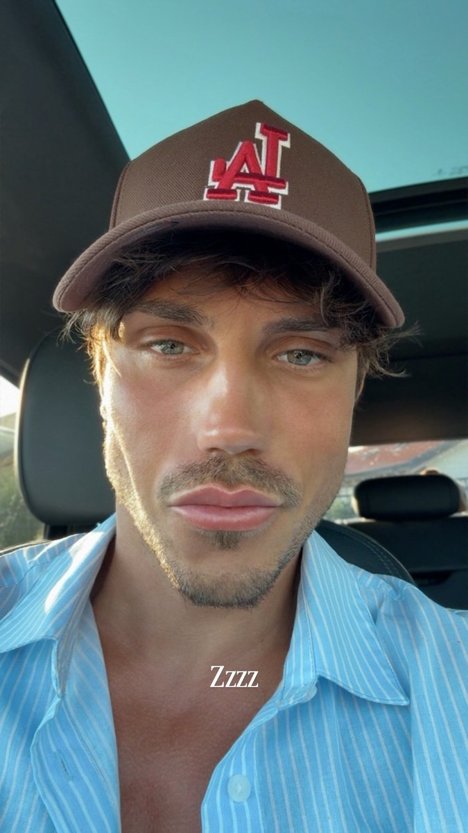 capizzi_an26164's tweet photo. Sono talmente in simbiosi che trovo identici i loro sguardi,le loro espressioni ,sono comunque meravigliosi!!!!#ddm❤️❤️ https://t.co/imnnQvUxHC