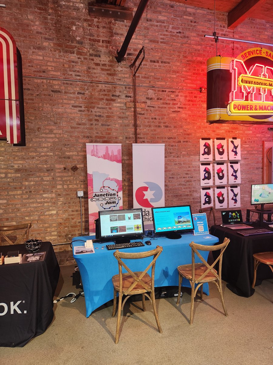 LoadingLaw's tweet photo. Things are getting started at the Chicago Indie Game Showcase! I'm representing both @IGDAChicago and Junction Jam today. Come see all the amazing games made at Junction Jam and celebrate the Chicago & Midwest Indie Game Scenes! 

Thanks Indie City Games for making this event happen!!!