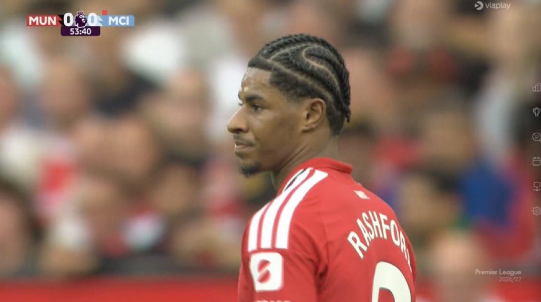 UTDKarra's tweet photo. You all remember when I said the negativity Rashford would bring to this Manchester United team?

Exactly what you’re seeing now.

The combination of Sesko, Cunha and Mbeumo has been totally destroyed because of one man.

He doesn’t provide anything to the game, and if you ask the people defending him, they’ll tell you, “He’s running now, making back passes, zero accurate crosses and defending.” 😭

0 goals and assists, while Sesko, Cunha and Mbeumo already have 2 G/A each. But he’s Carrick’s boy, so he can’t bench him.