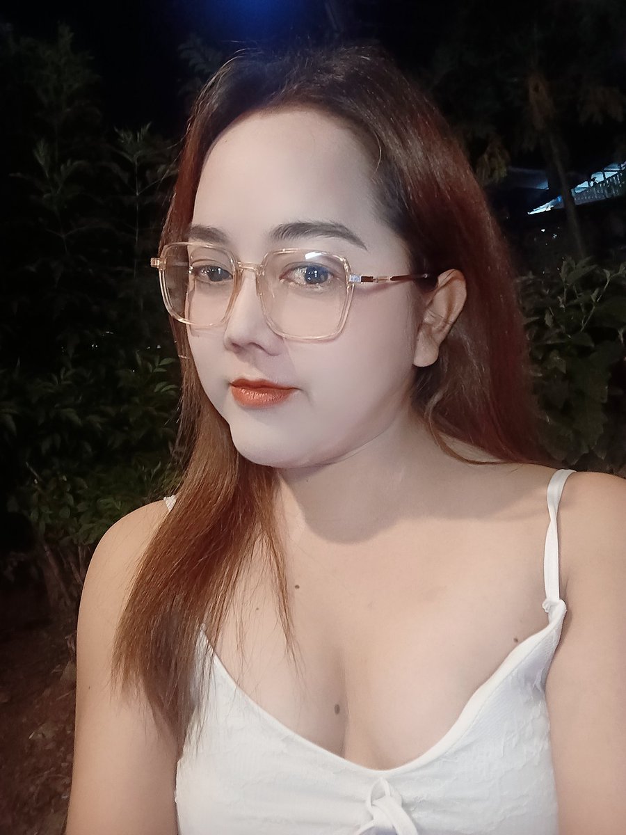 PkitTha2535's tweet photo. แว่นมานี้มา #เชียงใหม่  #สาวสอง #แม่วาง  #สันป่าตอง https://t.co/KaHWseD9bW