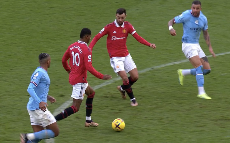 TheCityRamble's tweet photo. At least all the United fans can admit this was offside after all 🫡 https://t.co/qK3ENl5dcz