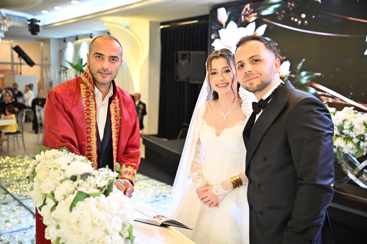 eraykaradeniz's tweet photo. Zekiye Şişman ve Furkan Karacan çiftimizin nikah akitlerini gerçekleştirdik.

Genç çiftimizi tebrik ediyor, bir ömür boyu sağlık, huzur ve mutluluk diliyorum. https://t.co/NveHj1TDw5