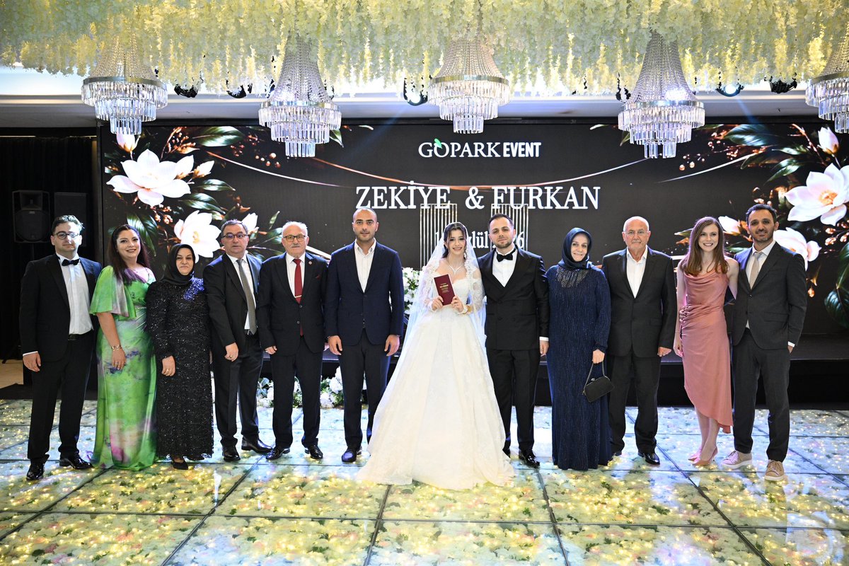 eraykaradeniz's tweet photo. Zekiye Şişman ve Furkan Karacan çiftimizin nikah akitlerini gerçekleştirdik.

Genç çiftimizi tebrik ediyor, bir ömür boyu sağlık, huzur ve mutluluk diliyorum. https://t.co/NveHj1TDw5