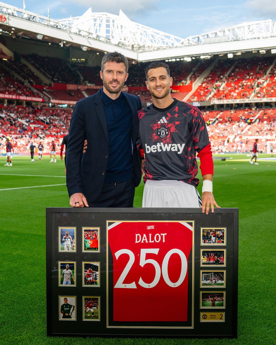 centredevils's tweet photo. 🚨🚨🎙️| Diogo Dalot on reaching 250 appearances for Manchester United: 

"It is a huge honour to continue writing history with this club. I arrived here very young, hoping to stay long enough to experience moments and achievements like these.

"Reaching 250 appearances for Manchester United, in a game as special as the Manchester derby, makes this milestone even more meaningful."