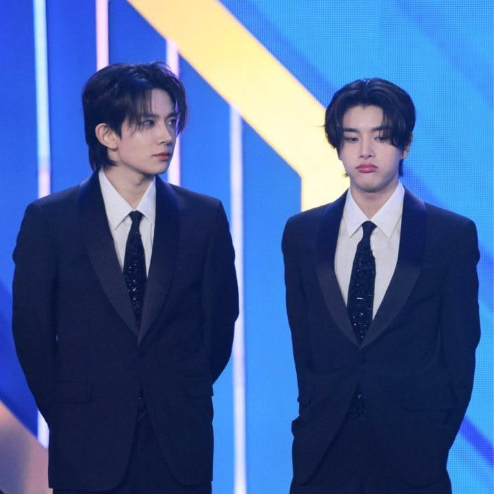 yeonsugaberti's tweet photo. #HEEJAKE mini au: Aussie Baby

Onde Heeseung não iria desistir de reconquistar Jake, nem que fosse preciso fazer uma música sobre ele. https://t.co/QafBzjF6Yi