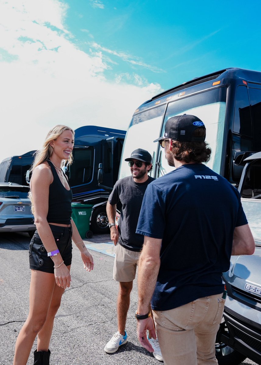 TeamHendrick's tweet photo. Thanks for stopping by @sophaller 👋 https://t.co/XaMJacY8LH