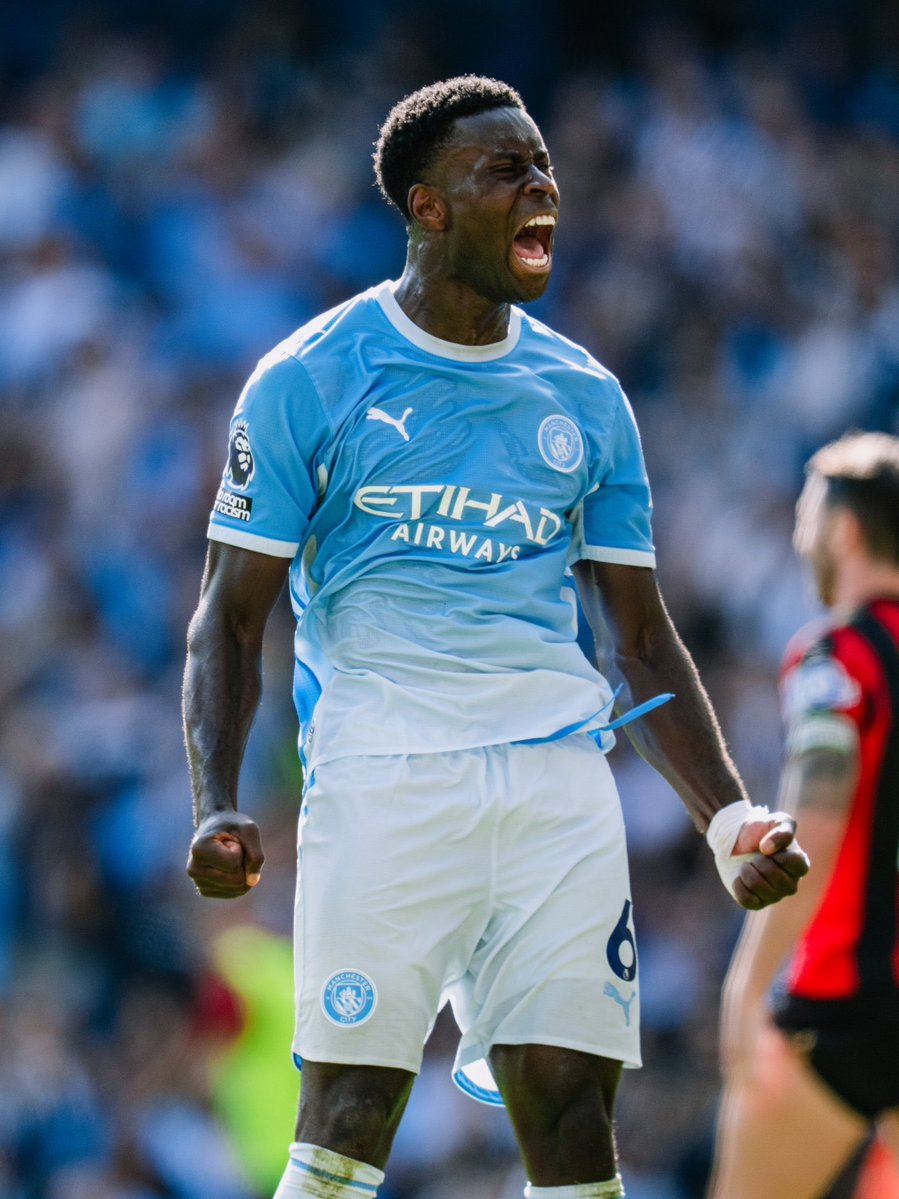 Unusual_BM's tweet photo. I don't care!
 MARC GUEHI is the best defender in the EPL!!!!!!!!!!!!🩵🩵🩵🩵🔥🔥🔥🔥 https://t.co/LwQOy0GAPw