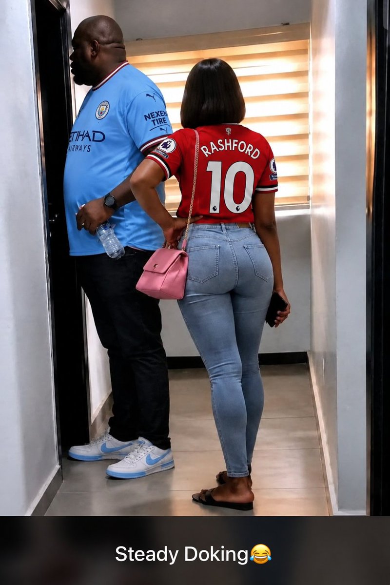 Oskilo10's tweet photo. Manchester City done Lodge Manchester United. Today's hot dog. 🥲 https://t.co/fiAkoKW6zl