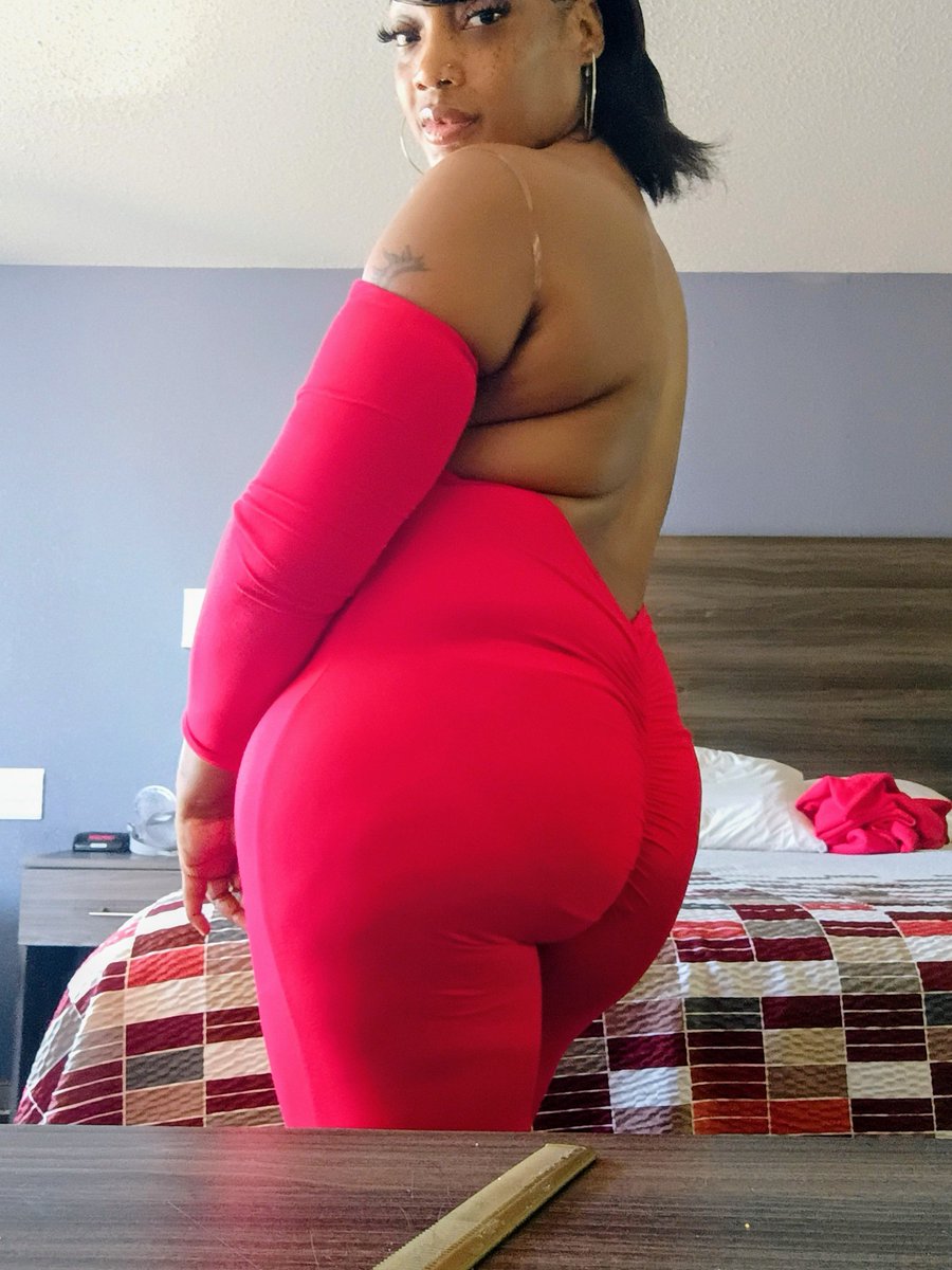 PrettySagGurl26's tweet photo. Pretty N Red ♥️♥️♥️♥️♥️♥️ https://t.co/8QPZb6RS46