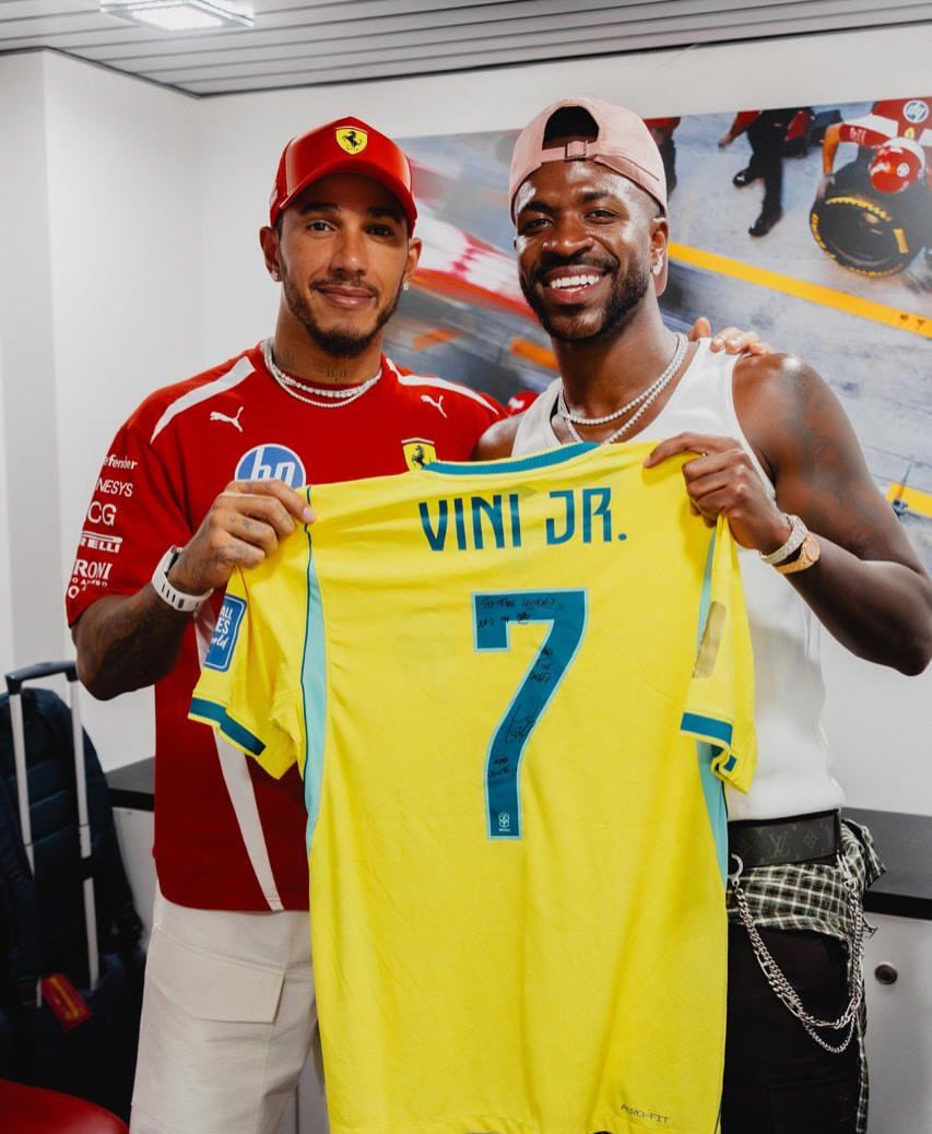 S0PHIE44's tweet photo. Lewis with Vini Jr! 🇧🇷 https://t.co/9kTY7PUlHj