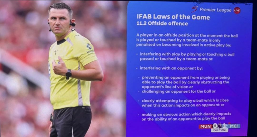 Imranmuhdz's tweet photo. Fernández was offside and dived at the ball in front of the Martinez. Law 11.2 doesn’t need a touch, a clear attempt that impacts an opponent is enough. 

The goal should’ve not been given.

Robbery!!! https://t.co/bHd9RmLUfu
