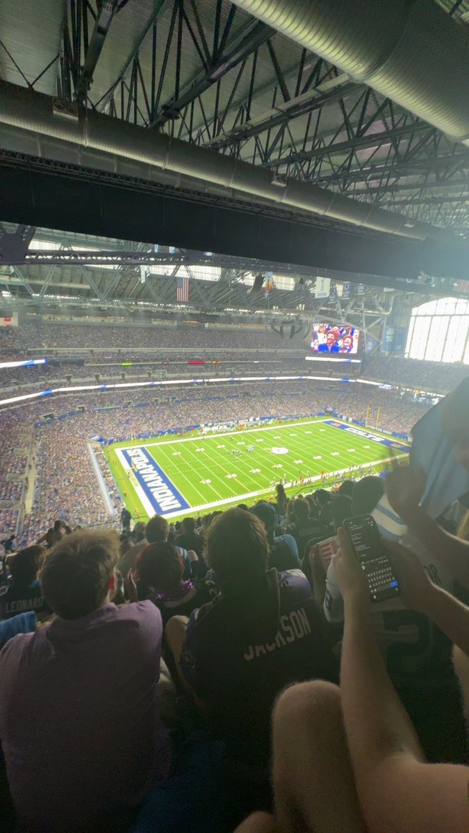 selfloathingrn's tweet photo. I hate this fucking team #niggers https://t.co/v9AhZWjM2Y