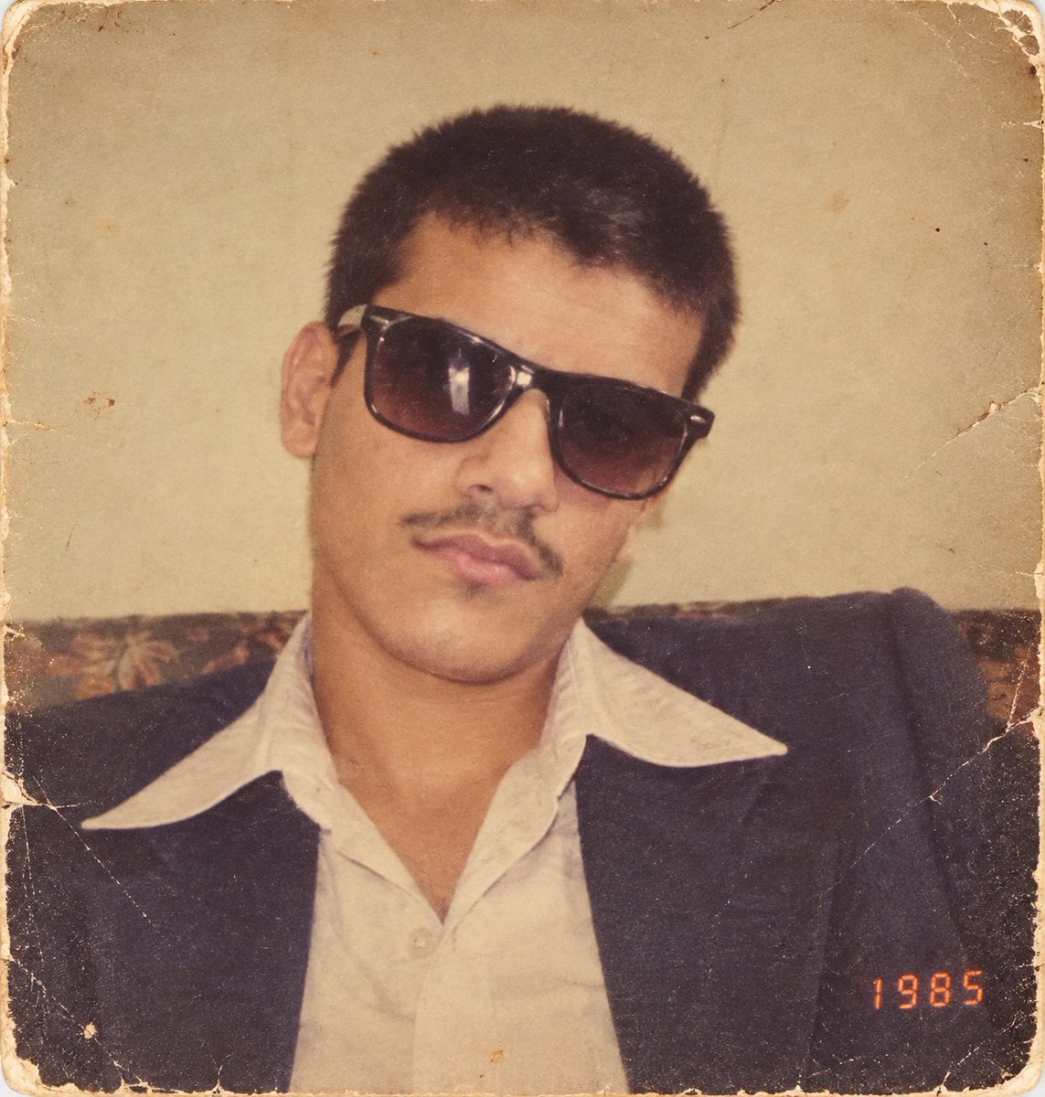 sumitvohr30's tweet photo. ये तो 1985 का फोटो ही है https://t.co/MRCXu570CS