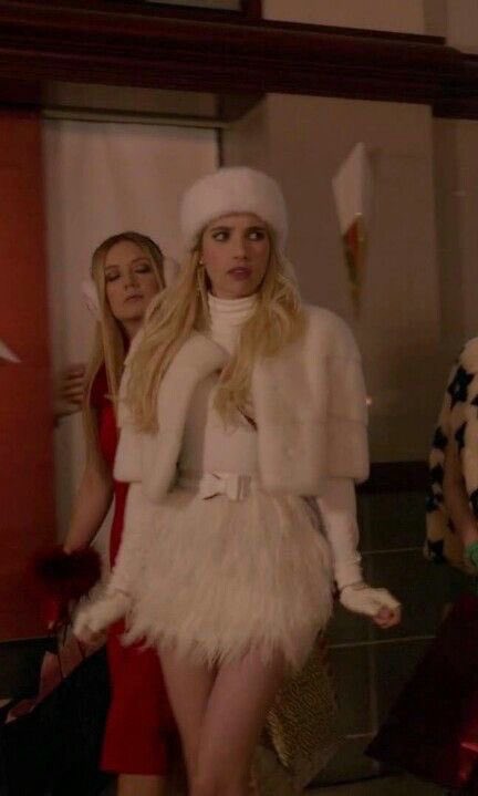 gydoo_s's tweet photo. agora que já passaram umas semanas, posso dizer: emma roberts sustentaria MUITO o papel de emma frost na marvel https://t.co/PEj3oxwbDl