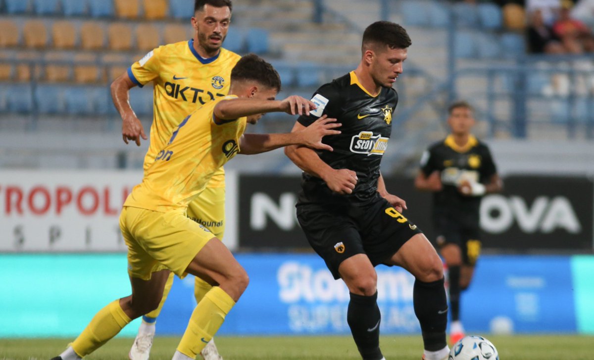 HellasFooty's tweet photo. FT: Asteras Tripolis 1-1 AEK
The champions stumble on the road against the Arcadians.
The away side went ahead through an own goal with Bartolo equalising ten minutes later.
#ASTAEK #SLGR https://t.co/wLyTllGnD1