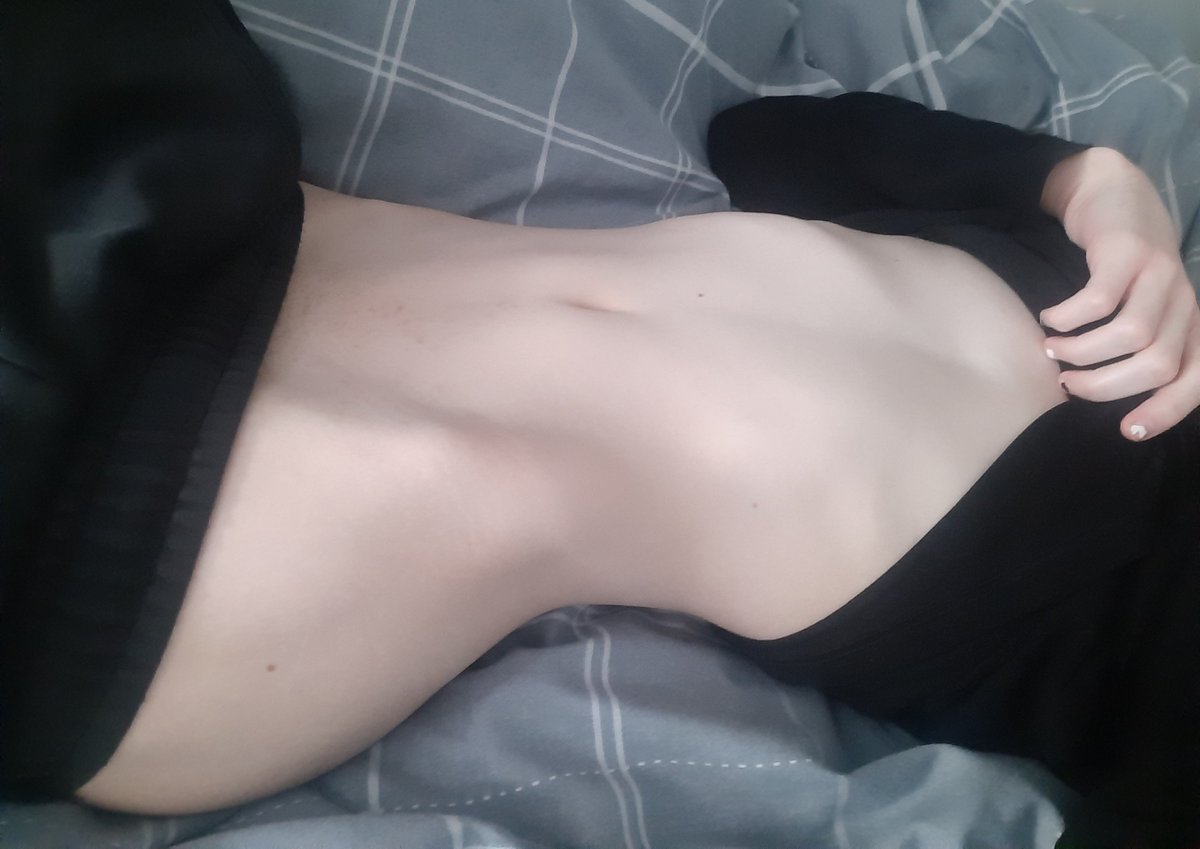 fxrnmutt's tweet photo. put a collar on me <3 https://t.co/kJuIrpIYSl