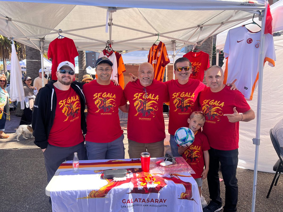 swissified's tweet photo. Armanın peşinde San Francisco Türk gününde! @GalatasaraySK https://t.co/reEEpEarrs