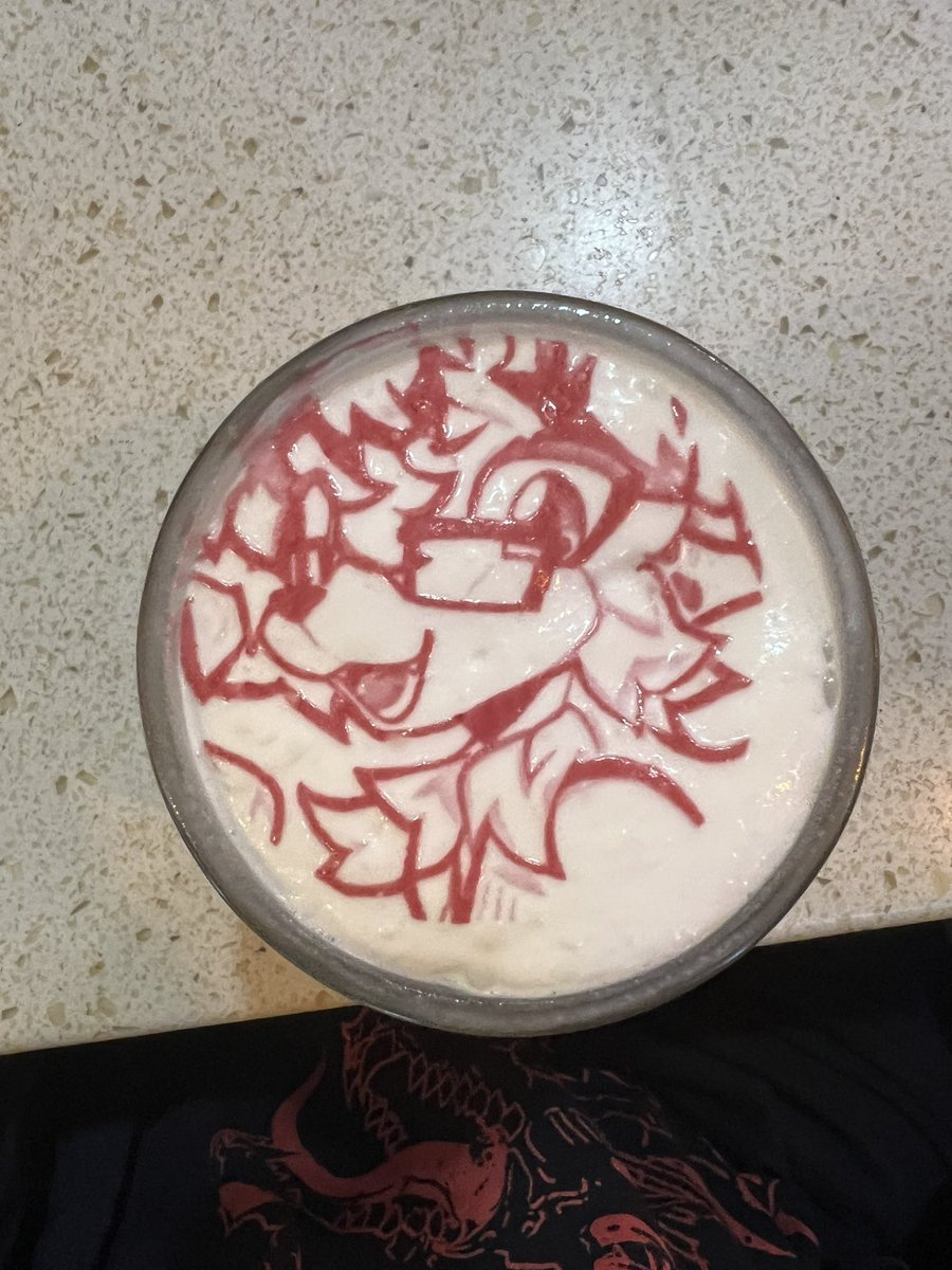 lumiipheral's tweet photo. zoink latte @gdzoink https://t.co/YLmgZV3npE