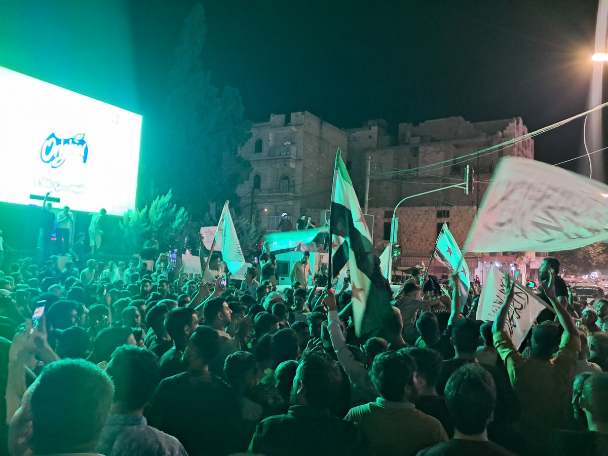 OsamaElomary's tweet photo. نحنا مندسين 🤣
#الباب مباشر 
#يسقط_الوزير 
هي لجماعة انت كا��بوم ... يتبع https://t.co/DNMcFGV2Yi