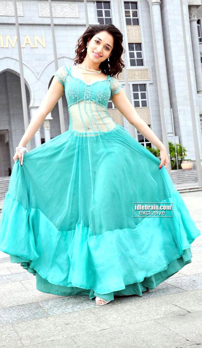 ItsMeeeSanvi's tweet photo. #TamannaahBhatia 💙

https://t.co/udfvbaFLeh