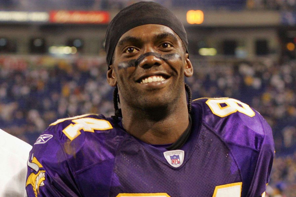 TheFlockOpinion's tweet photo. Zay Flowers after he learned to run forward. https://t.co/zbECLzMGi1